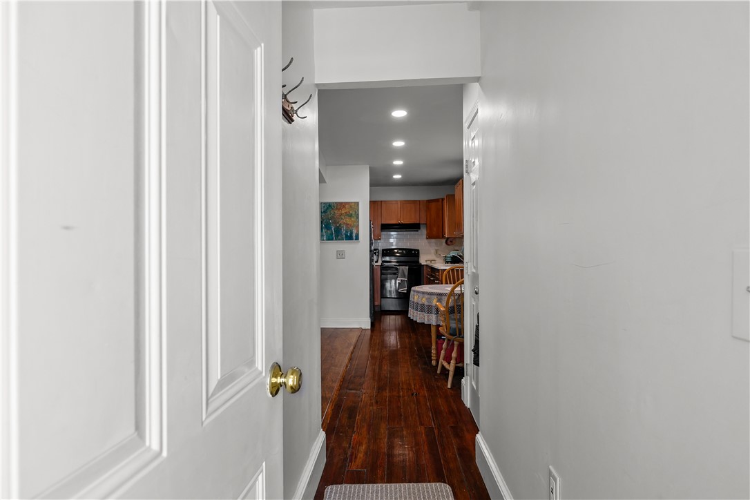 12 Callender Avenue