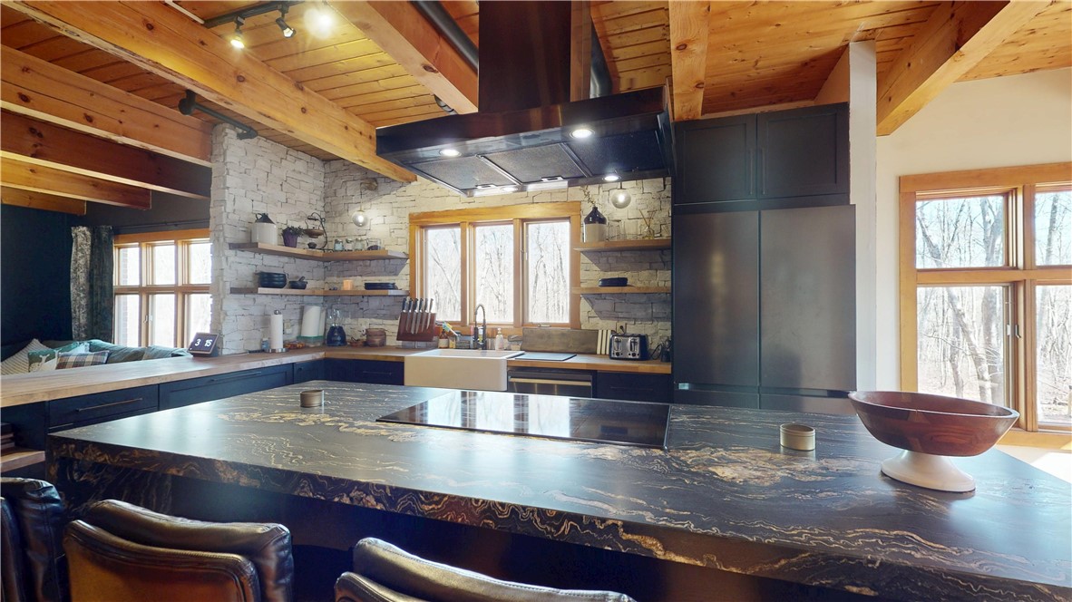 118 Carrs Trail