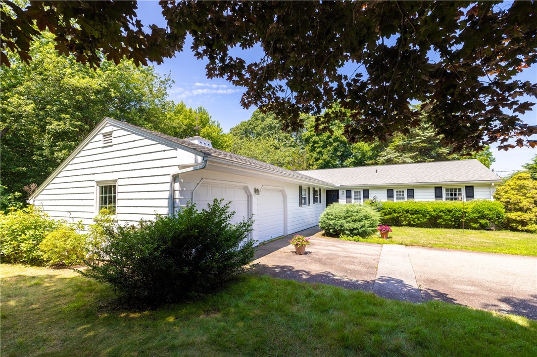 Westerly, Rhode Island 02891, United States, 3 Bedrooms Bedrooms, ,2 BathroomsBathrooms,Residential,Active,167331