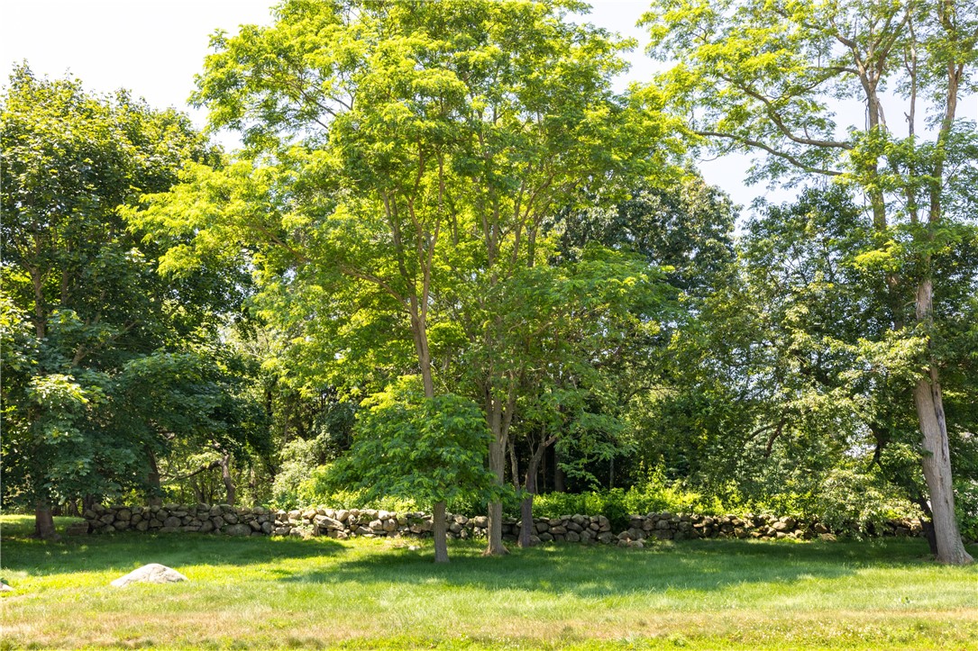 Westerly, Rhode Island 02891, United States, 3 Bedrooms Bedrooms, ,2 BathroomsBathrooms,Residential,Active,167331