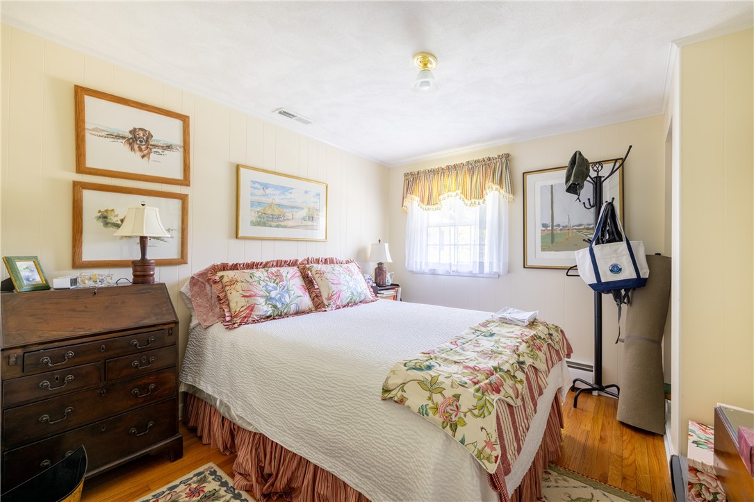 Westerly, Rhode Island 02891, United States, 3 Bedrooms Bedrooms, ,2 BathroomsBathrooms,Residential,Active,167331