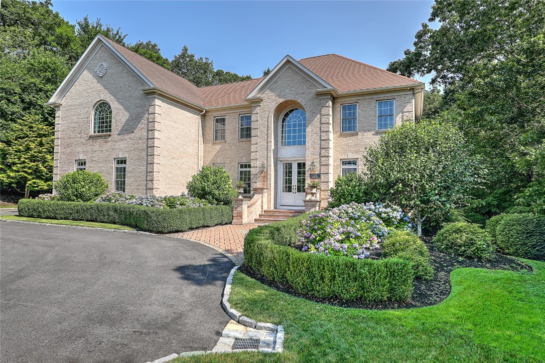 33 Susan Drive