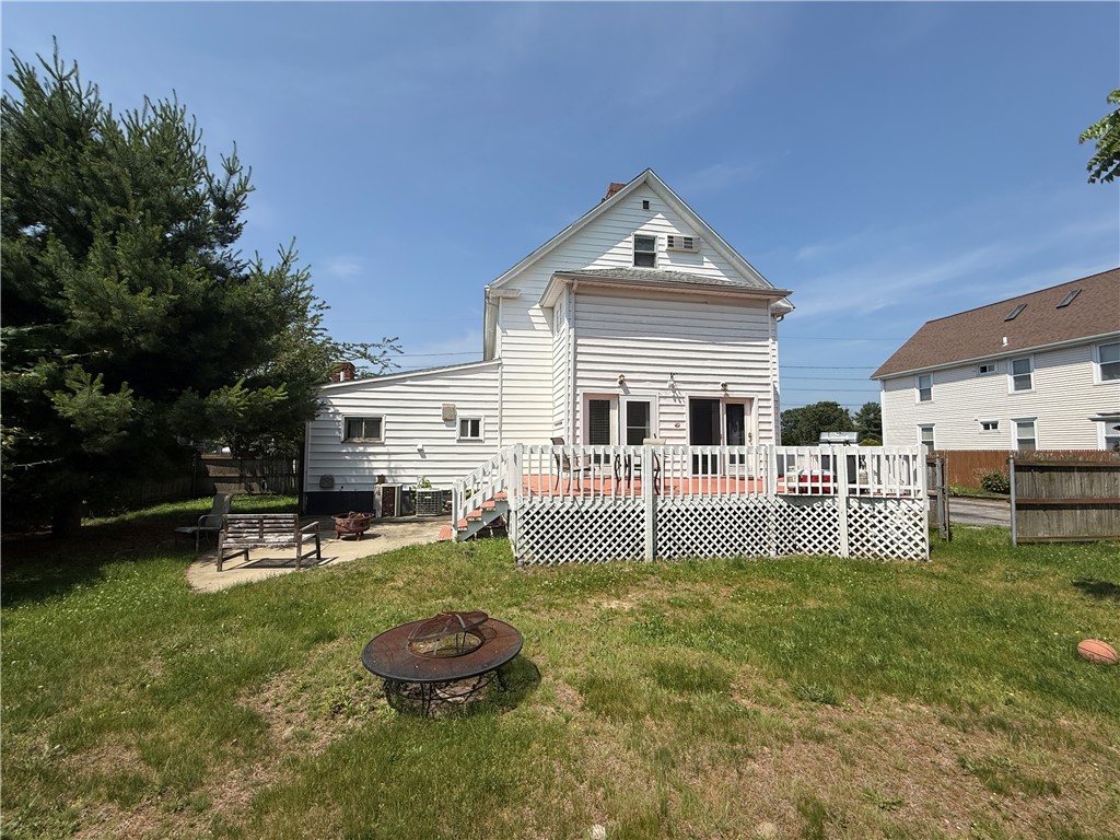 1122 1124 Pawtucket Avenue