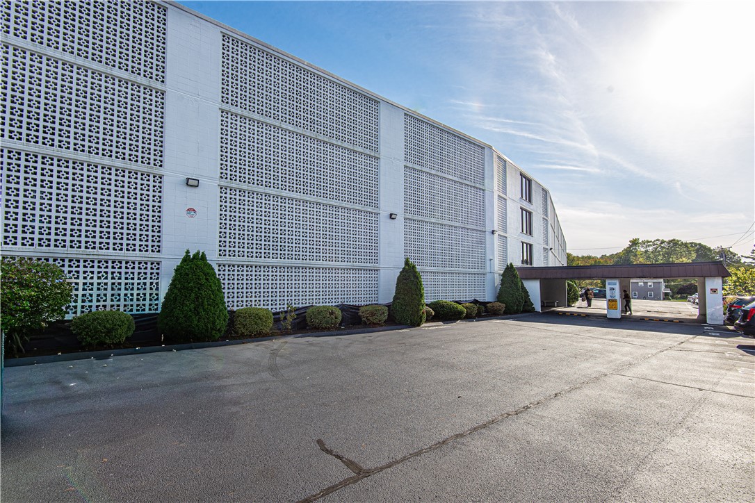 143 Hoffman Avenue 110