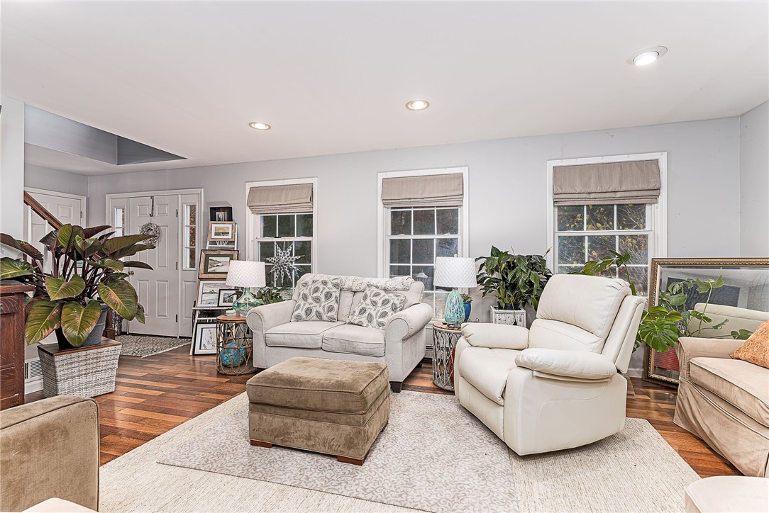 197 Old Coach Road F