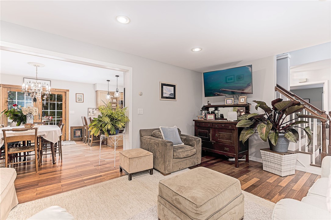 197 Old Coach Road F