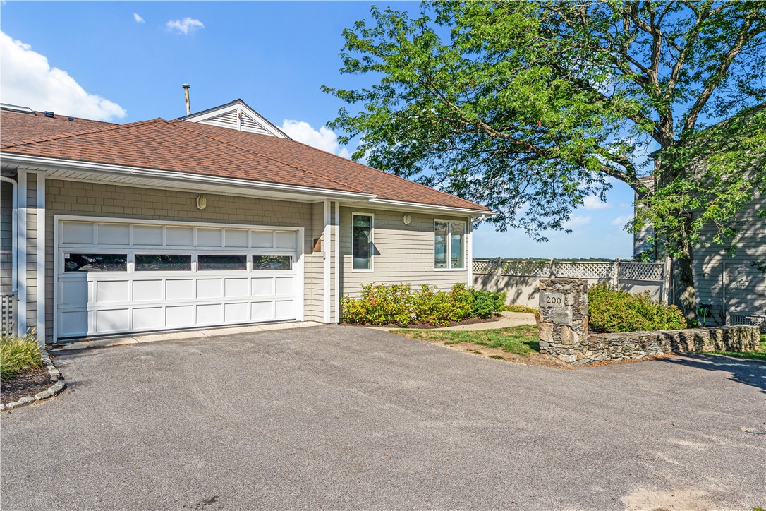 200 Arboretum Lane