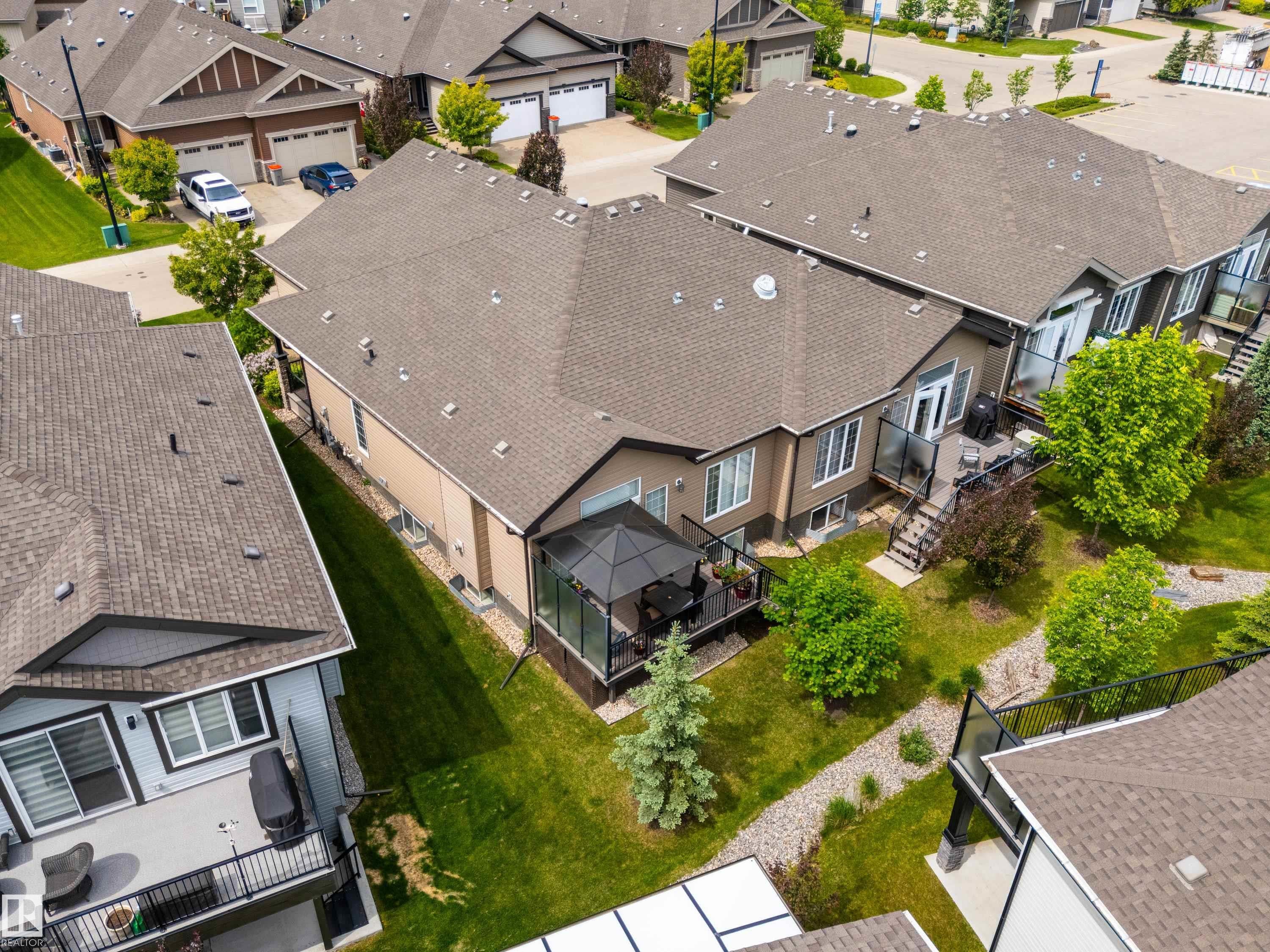 50 HEATHERGLEN Drive 207