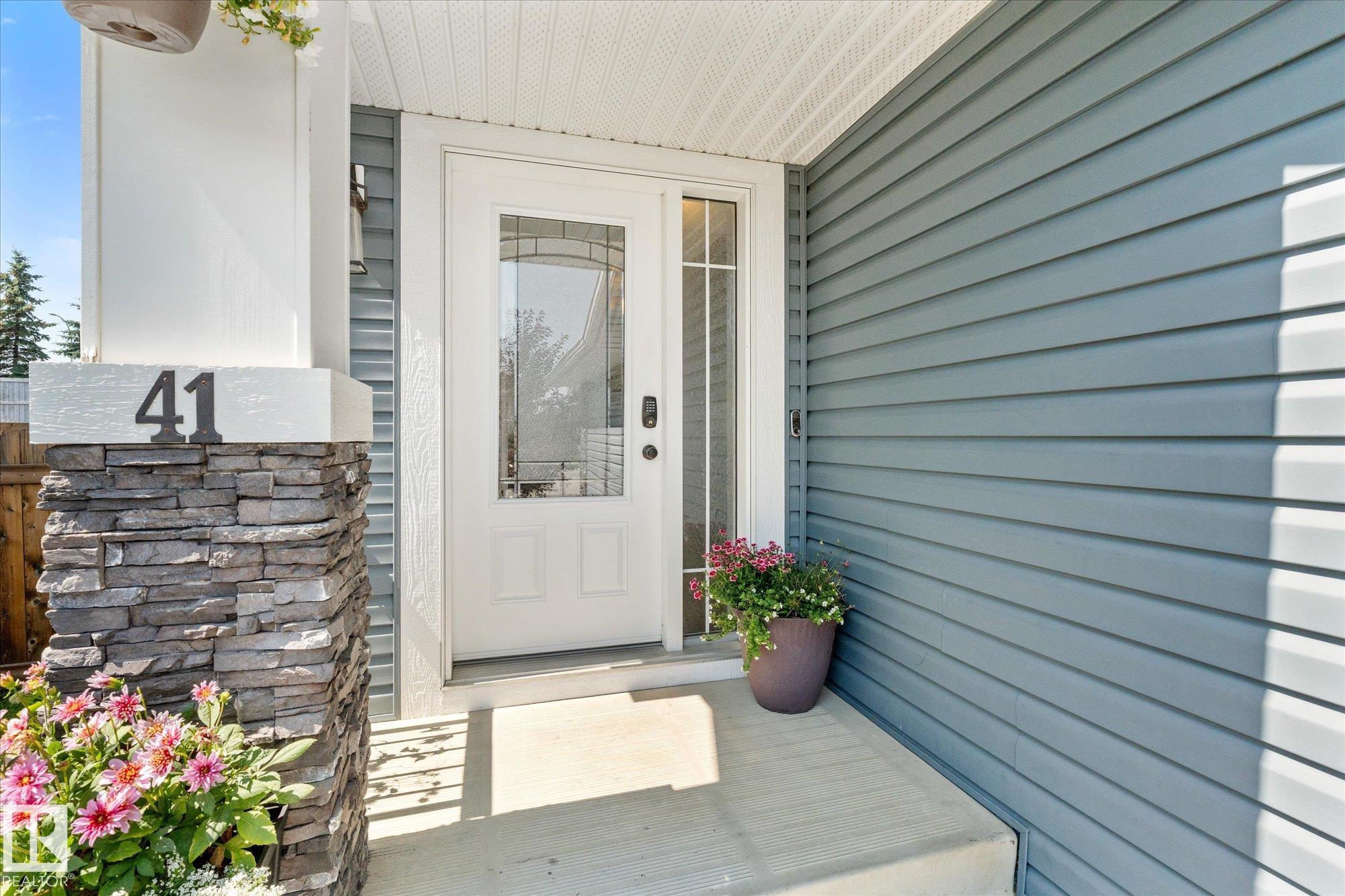 41 MEADOWVIEW Landing