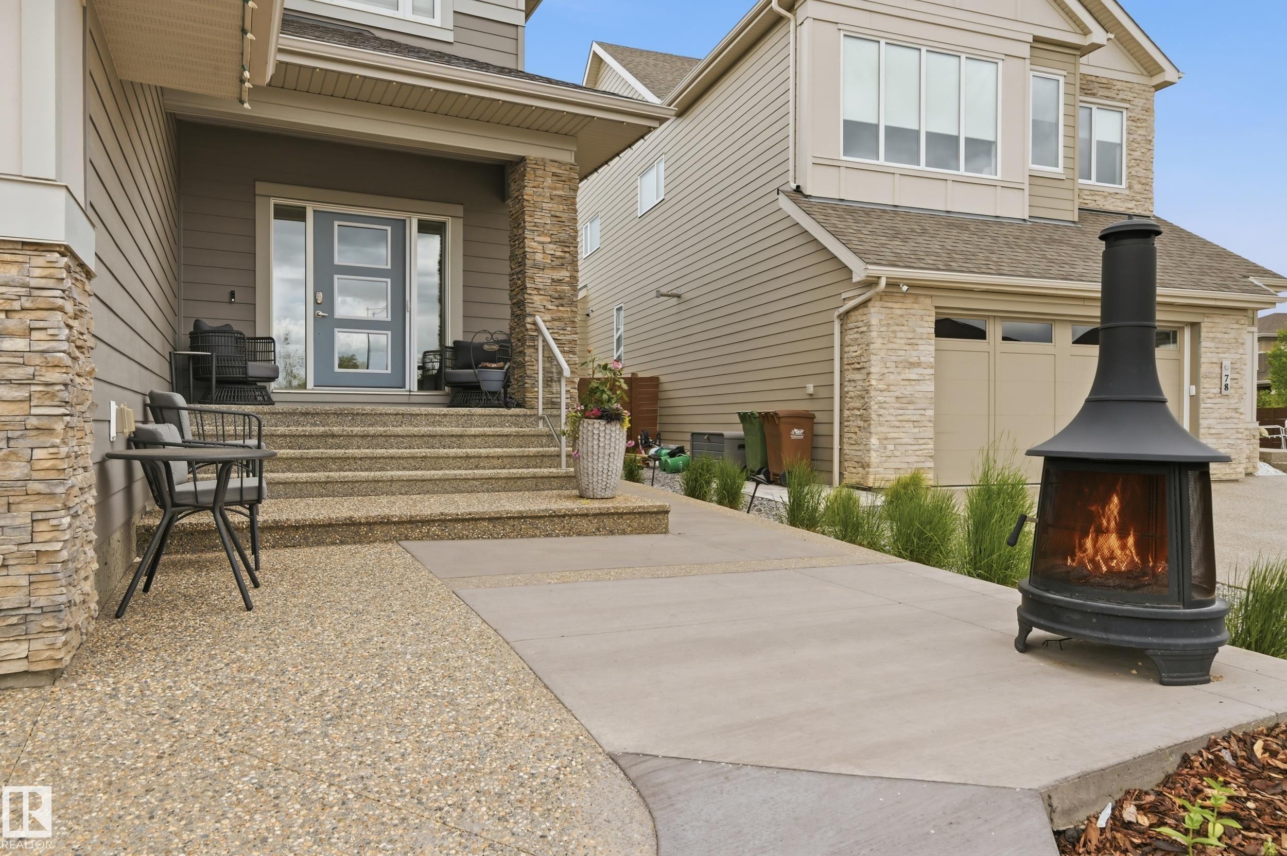 76 JACOBS Close