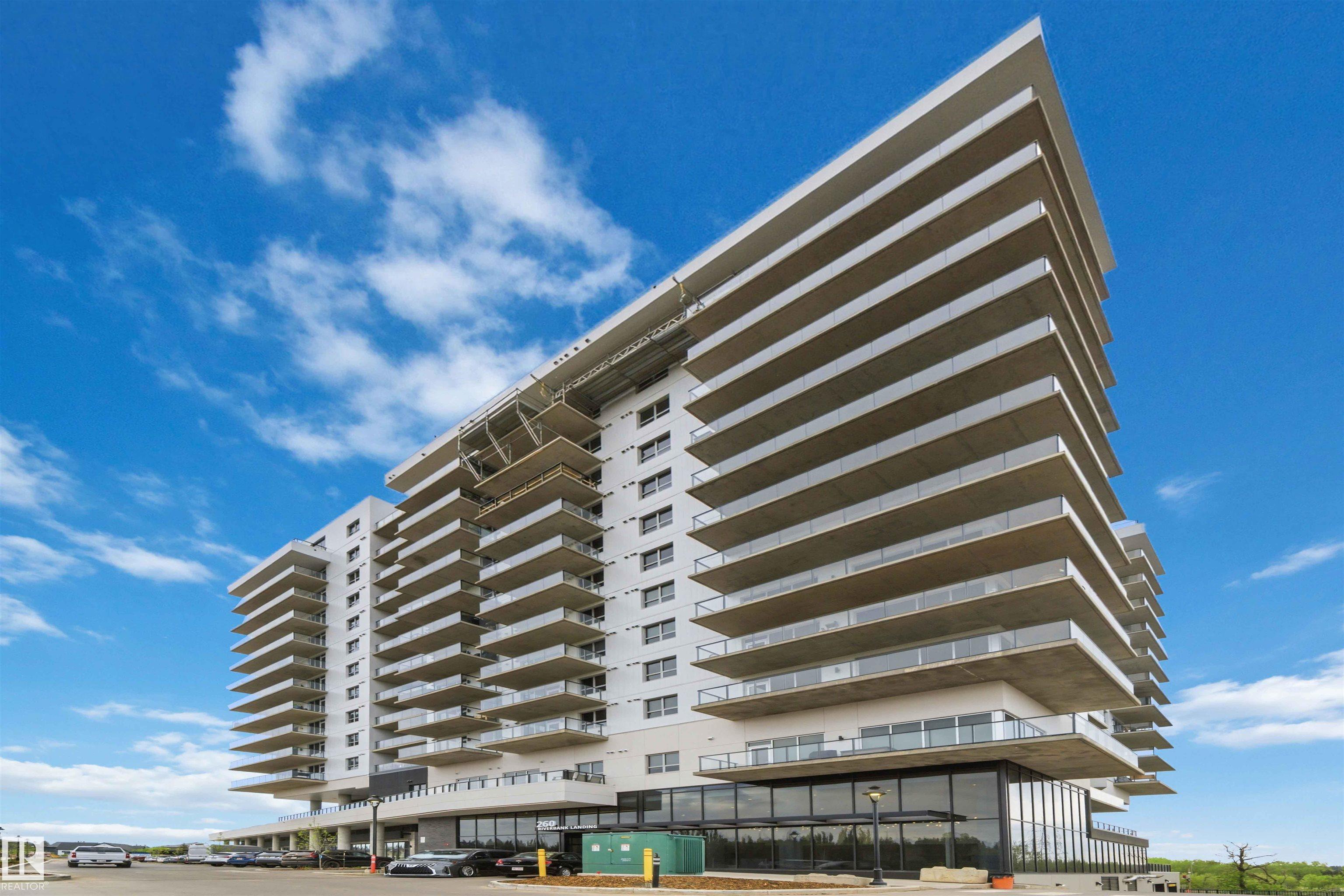 260 Bellerose Drive 1020