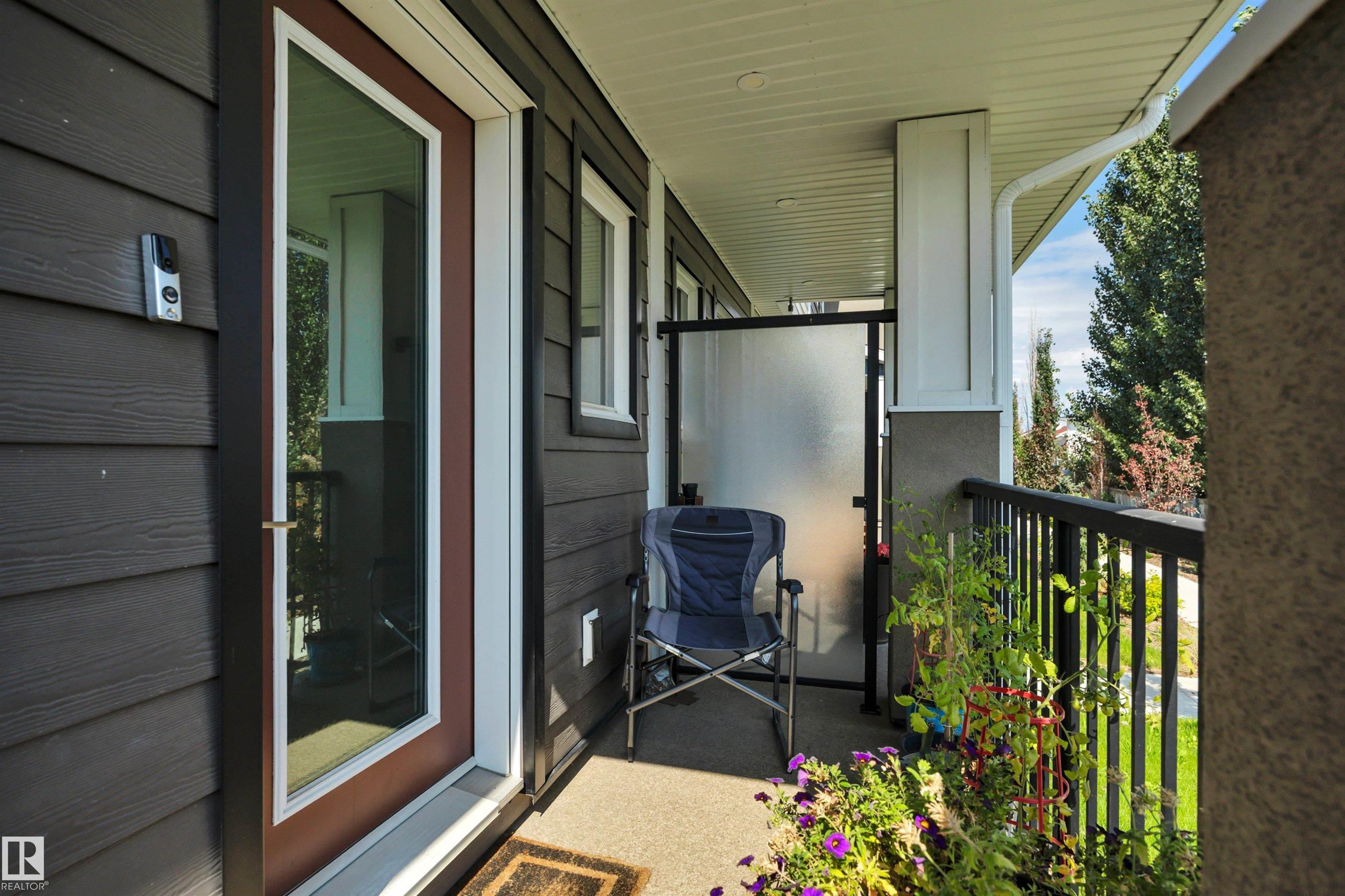 9250 156 Avenue 4