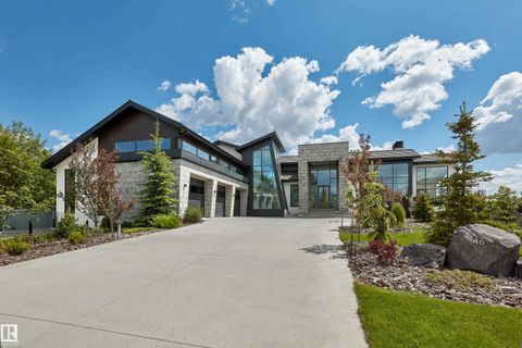 46 KINGSFORD Crescent St. Albert AB T8N 7J2