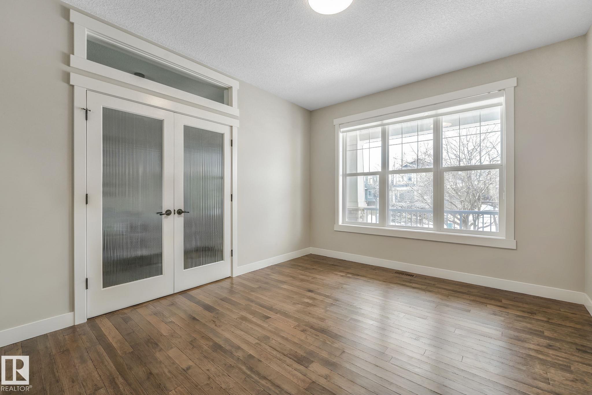 43 NORMANDEAU Crescent