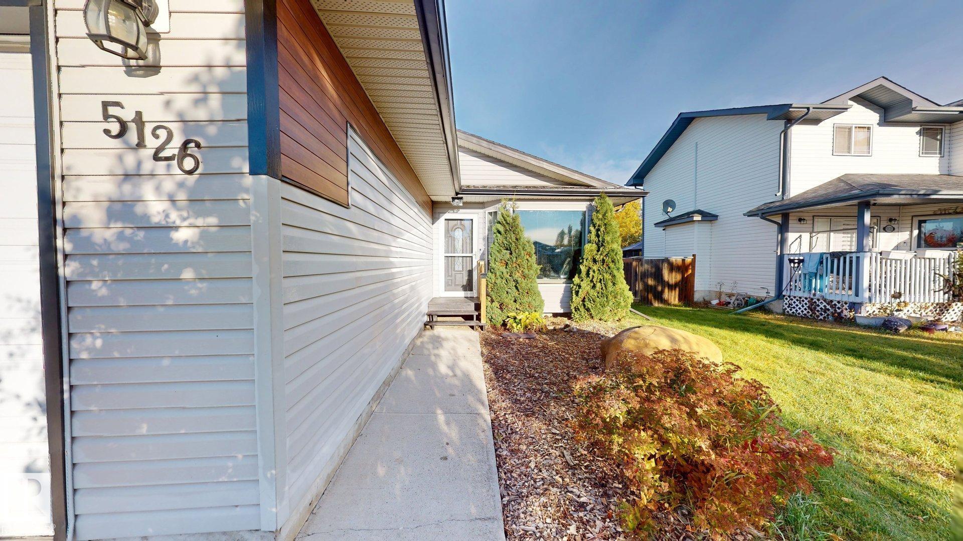 5126 SPORTSVIEW Drive