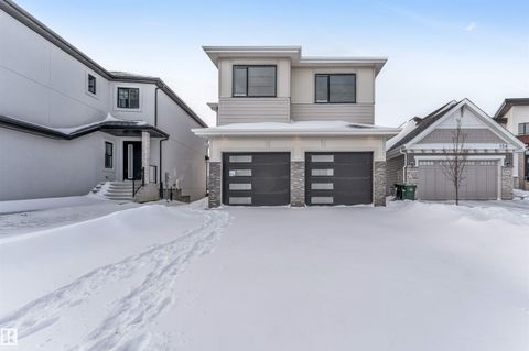 152 EDGEWATER Circle Leduc AB T9E 1K5