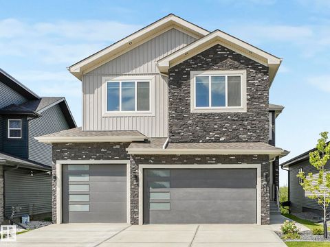 15 ELWYCK Gate Spruce Grove AB T7X 0Z2