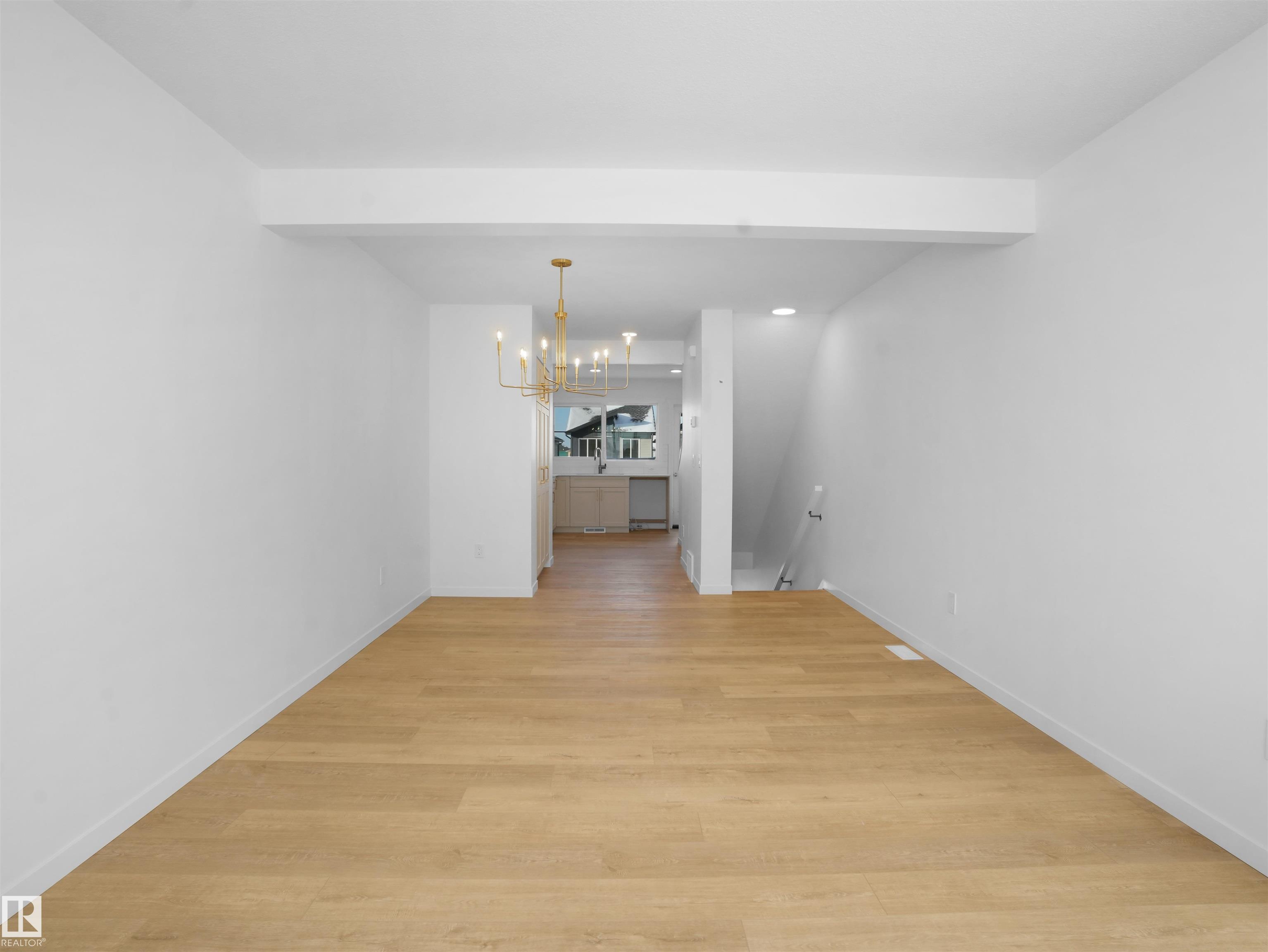 2034 MARQUIS Way