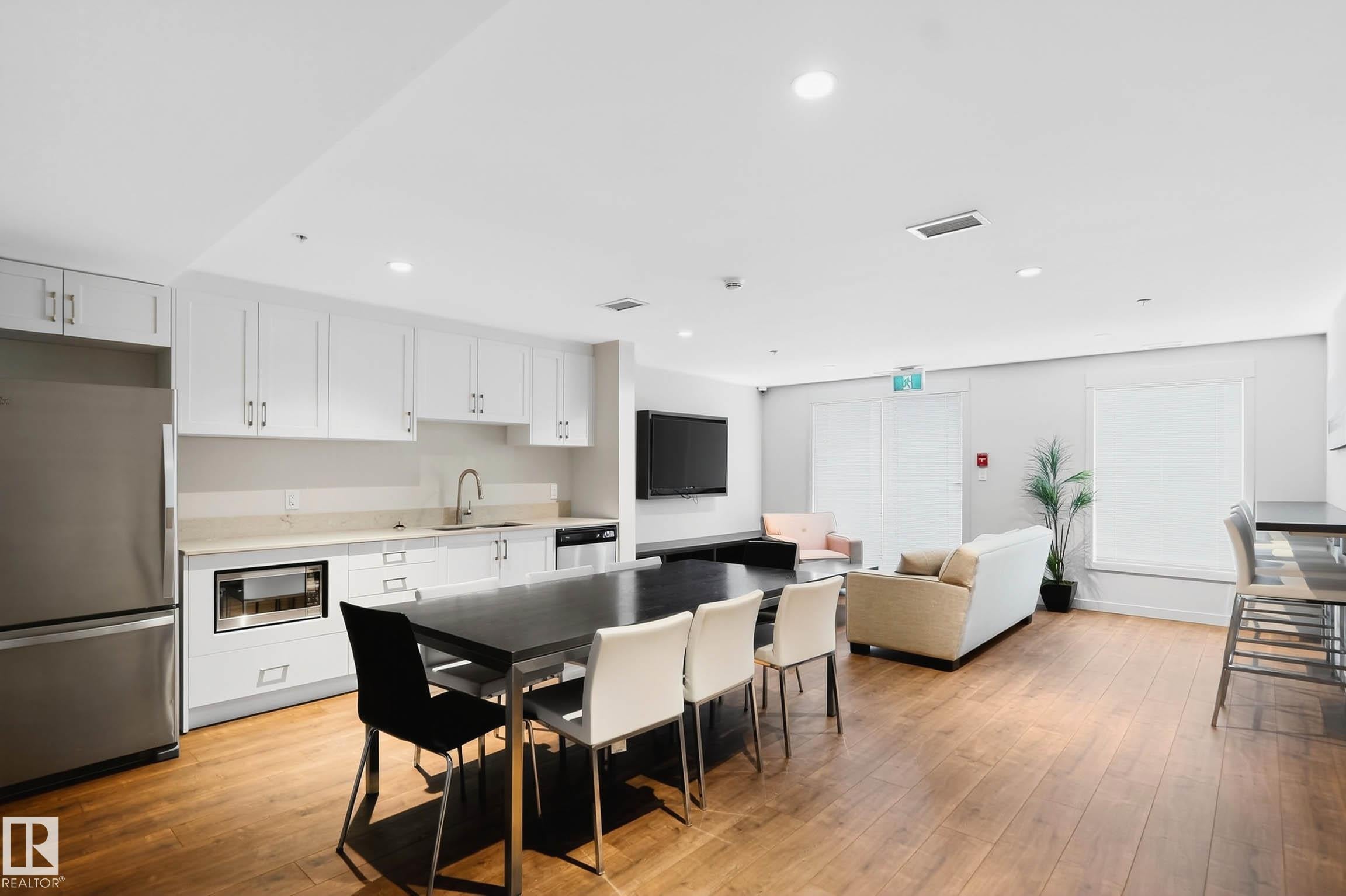 5 ST LOUIS Street 103