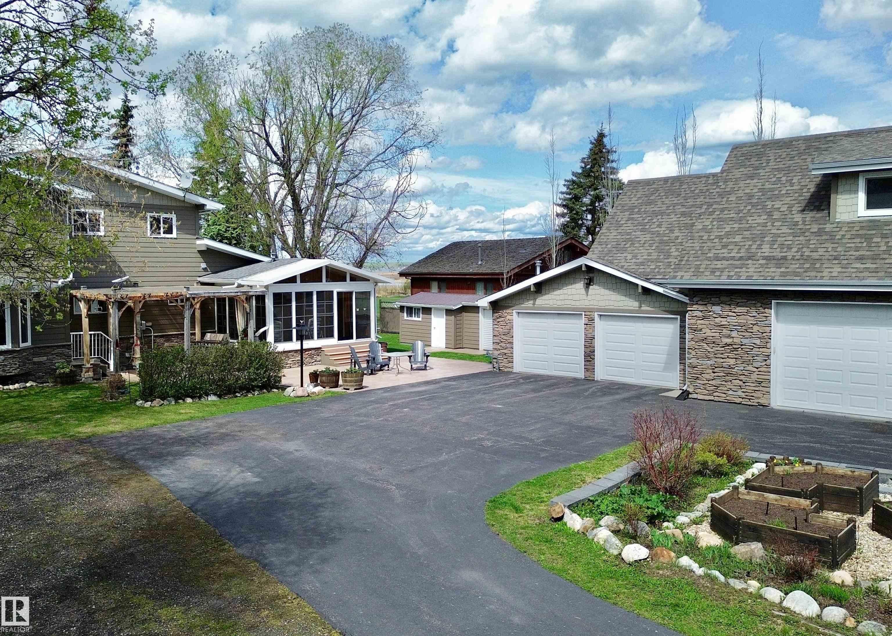 54524 STE. ANNE Trail 4