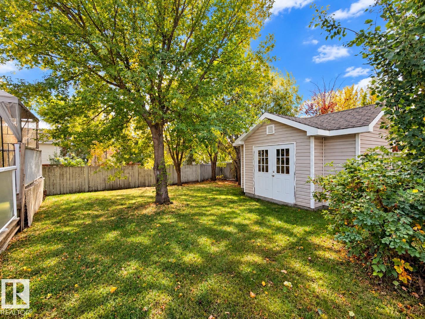 3 HARDCASTLE Place