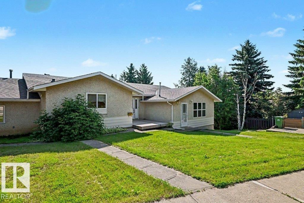 26 LOUISBOURG Place