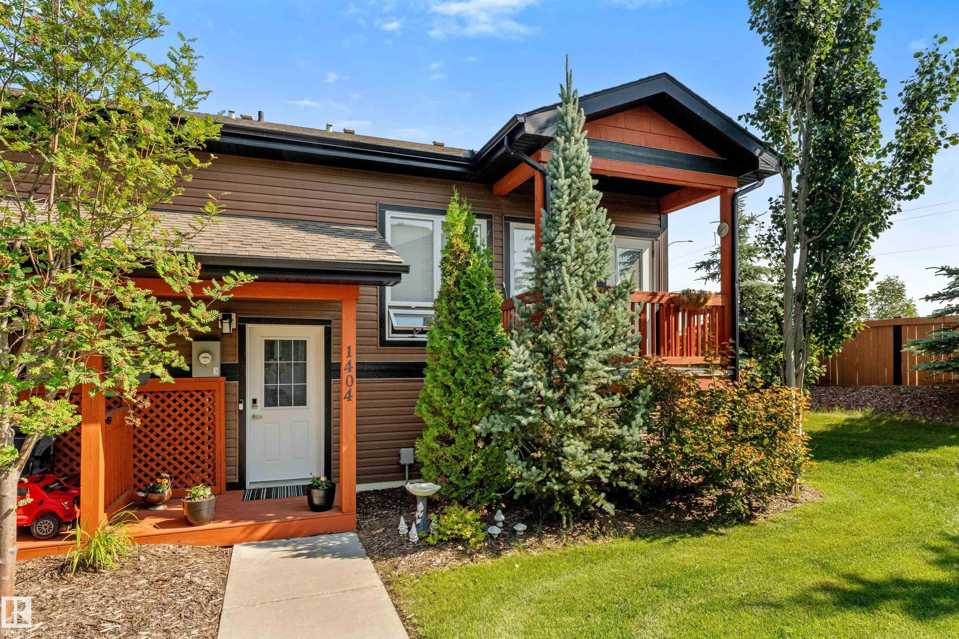 1404 GRAYBRIAR Green