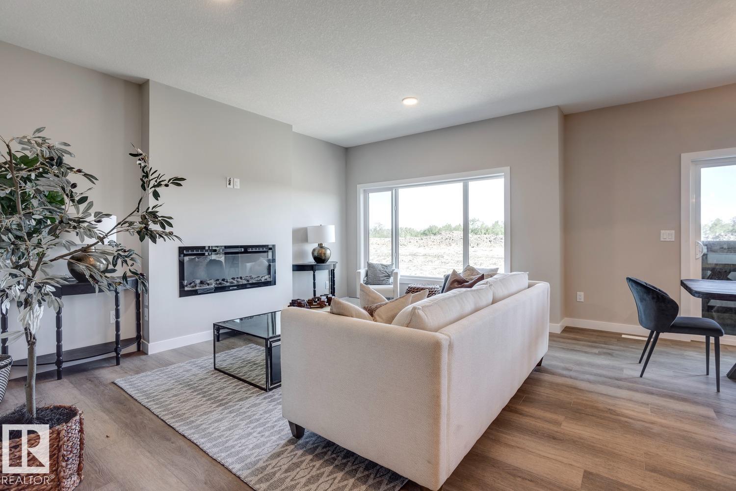 407 BRICKYARD Point(e)