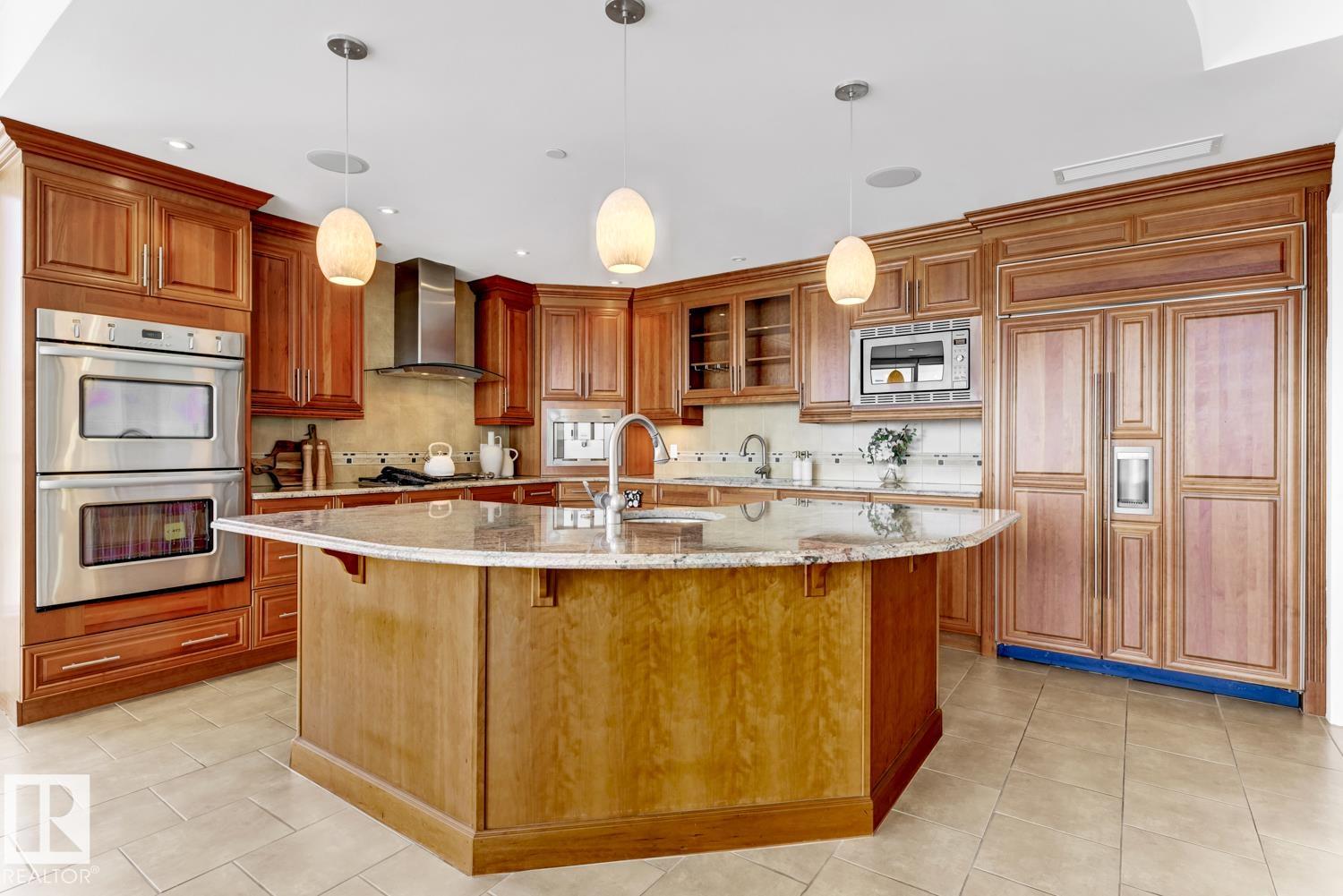 10035 SASKATCHEWAN Drive 1900