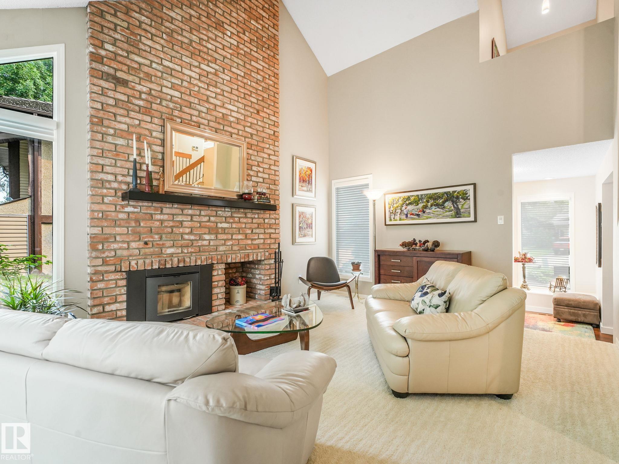 10 Whiteoak Place