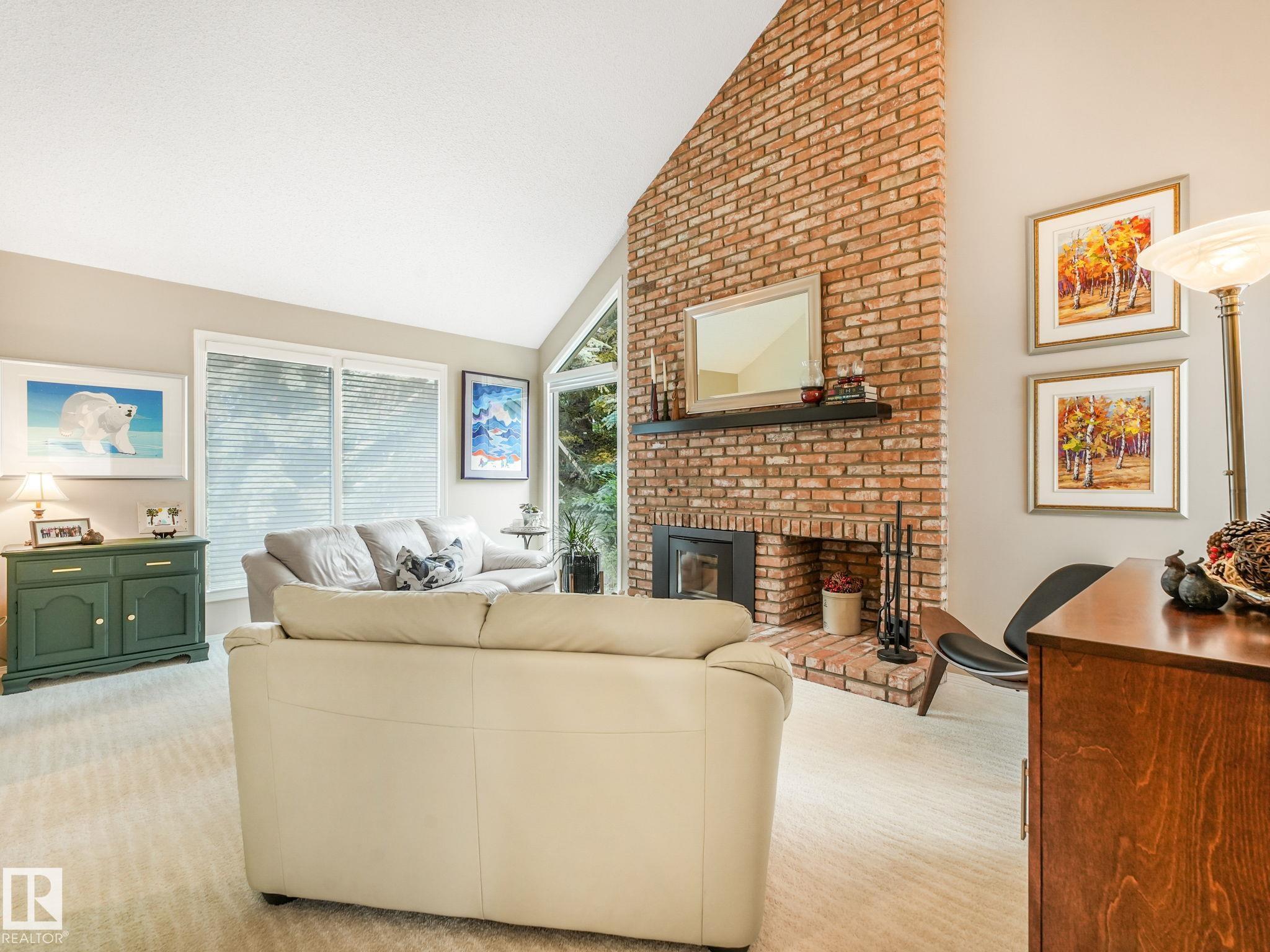 10 Whiteoak Place