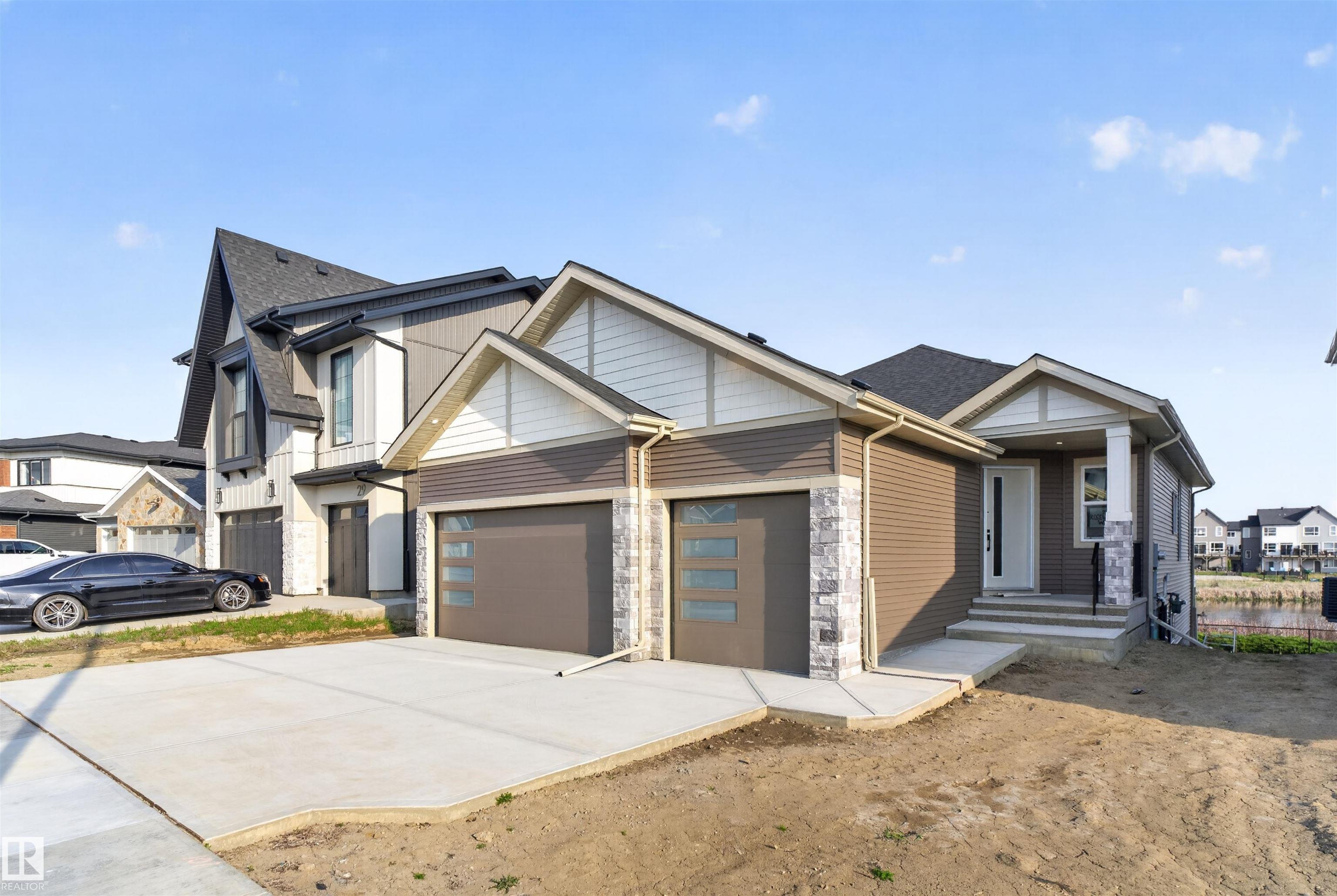 27 ROSEWOOD Way