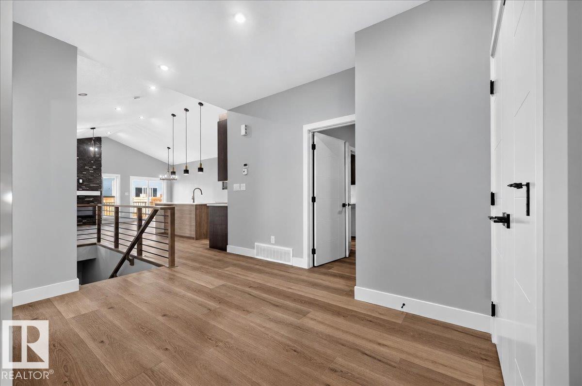 22 Mockingbird Crescent