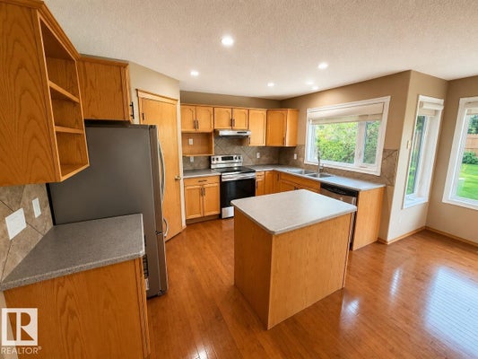 34 Westpark Rd, Fort Saskatchewan, AB 5