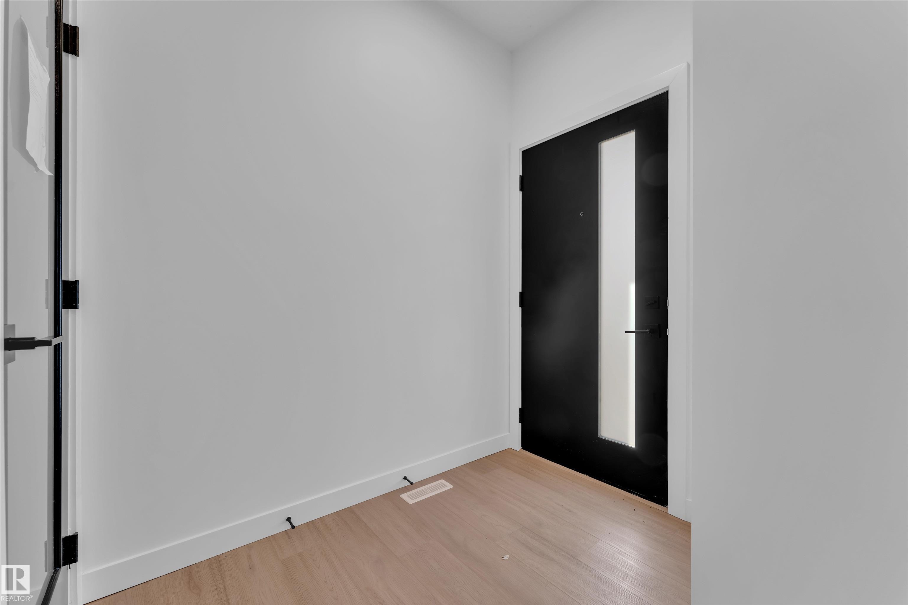 30 TILIA Place