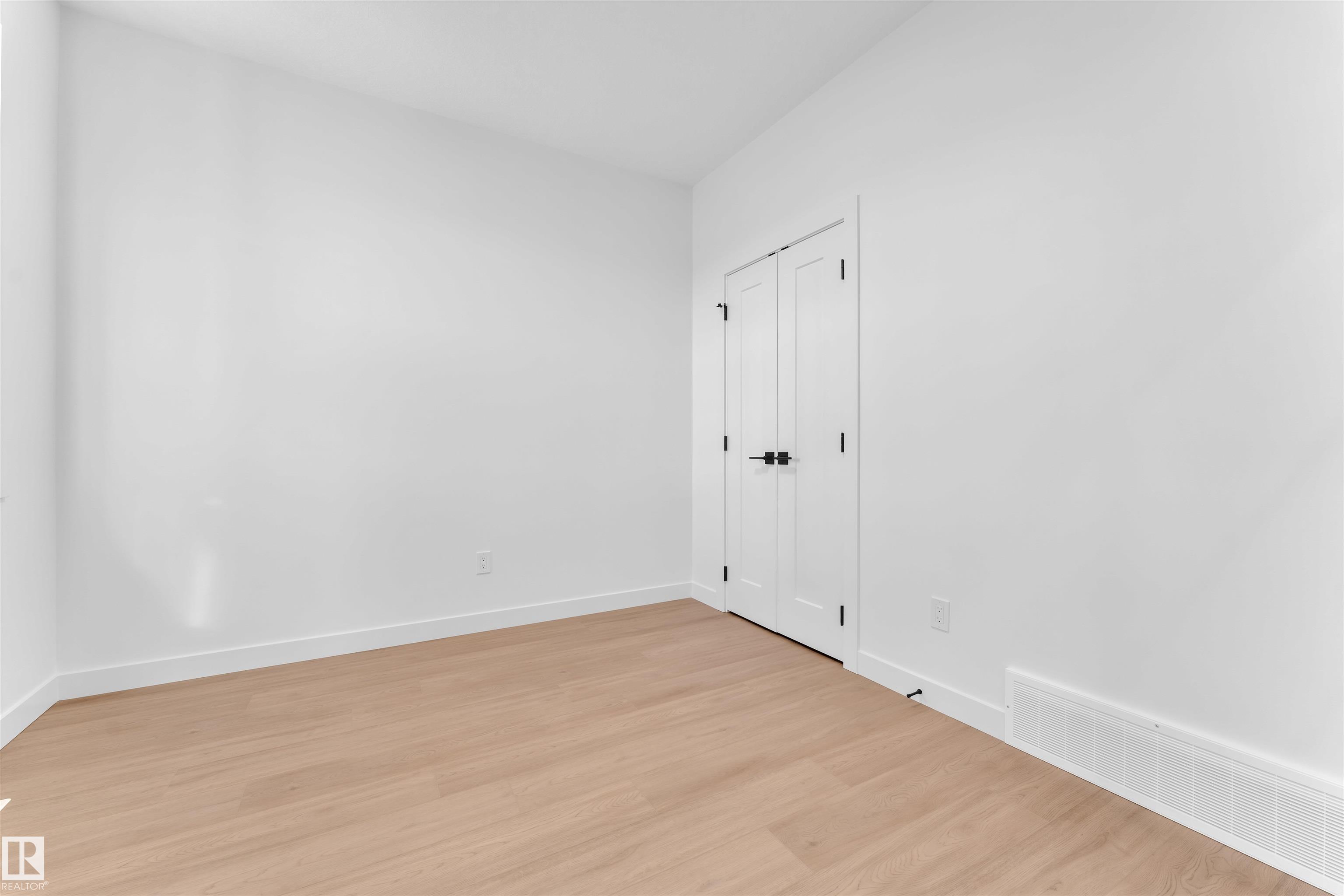30 TILIA Place