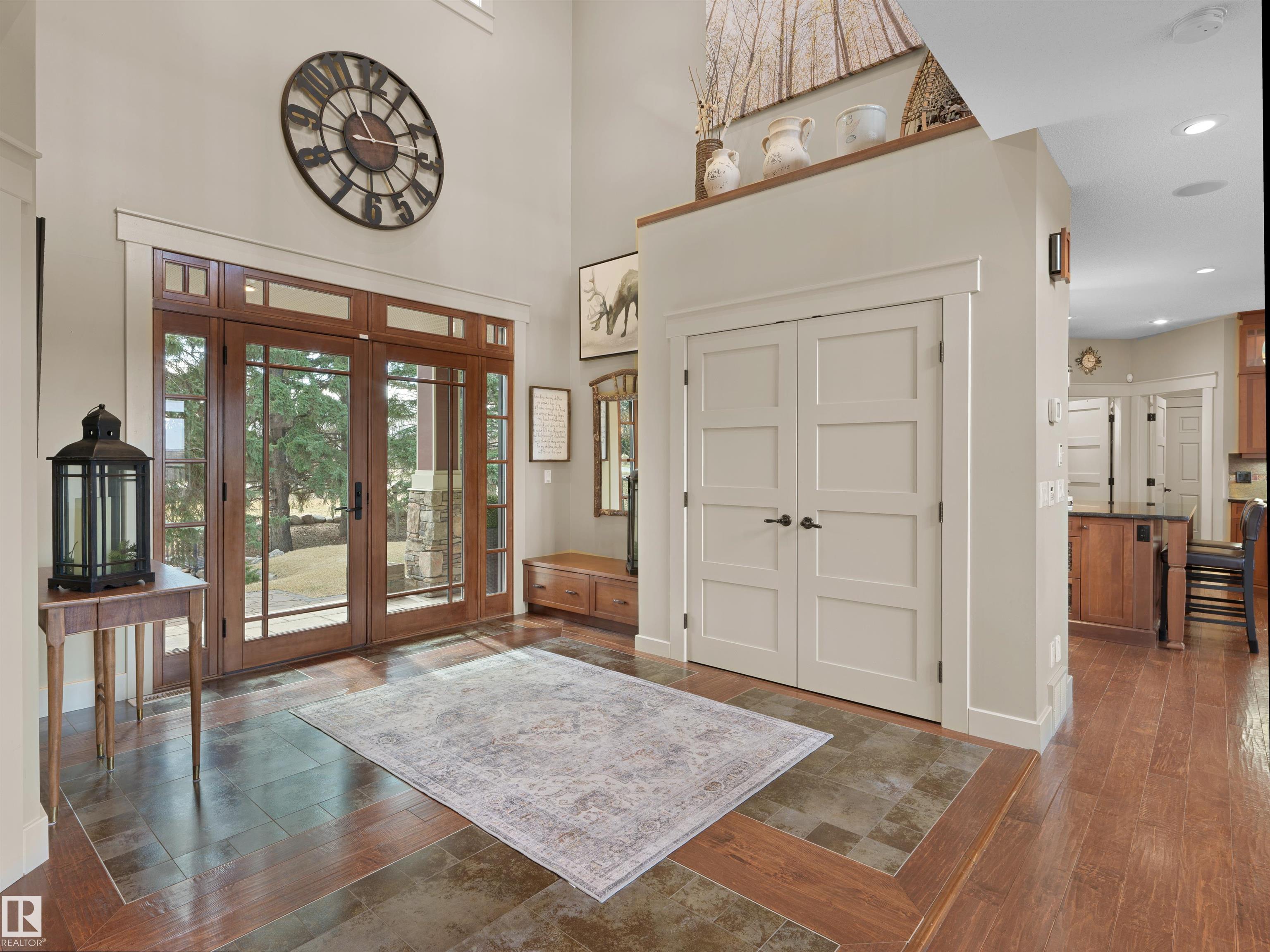 112 WINDERMERE Drive