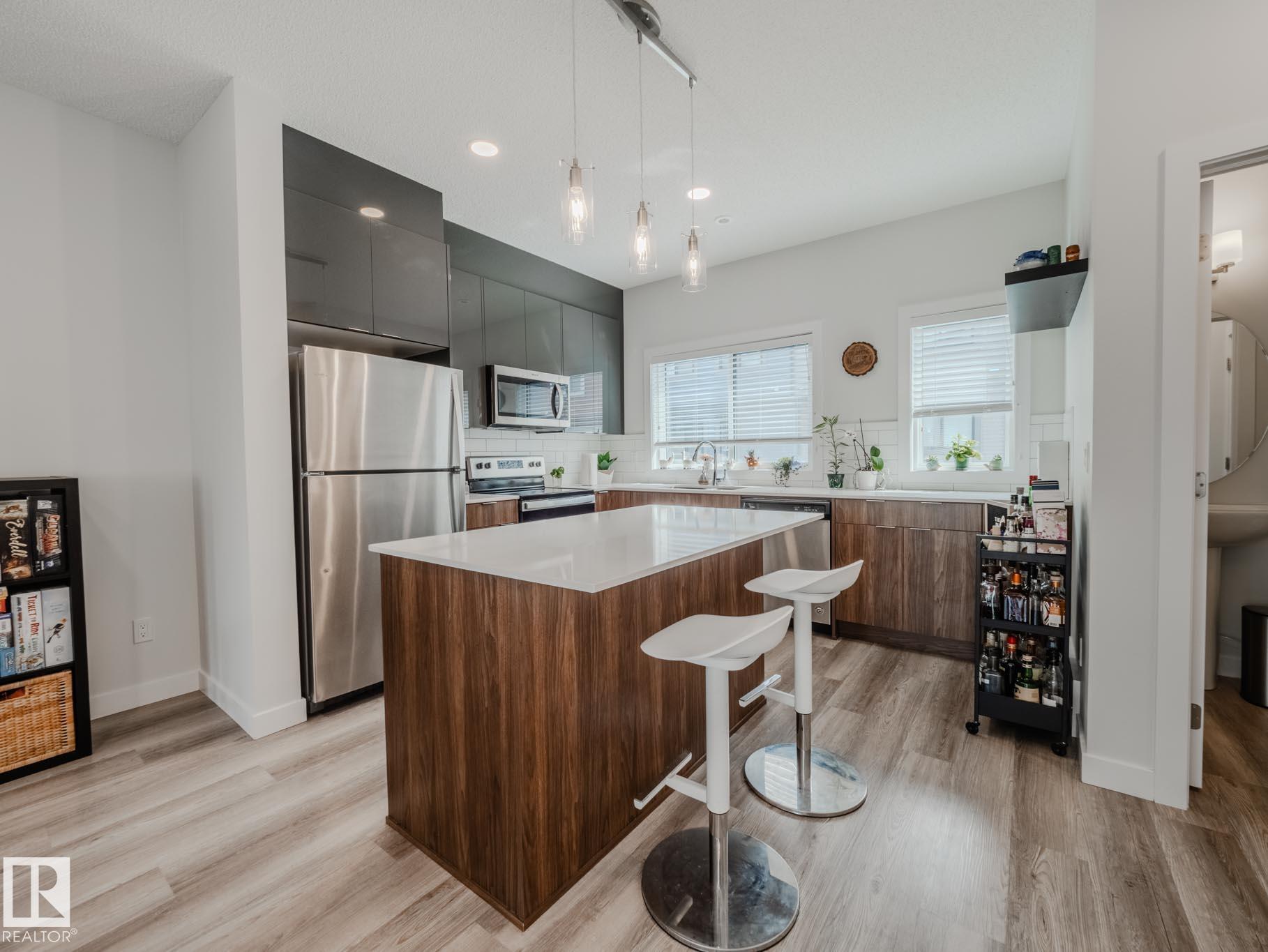 1010 RABBIT HILL Road 21