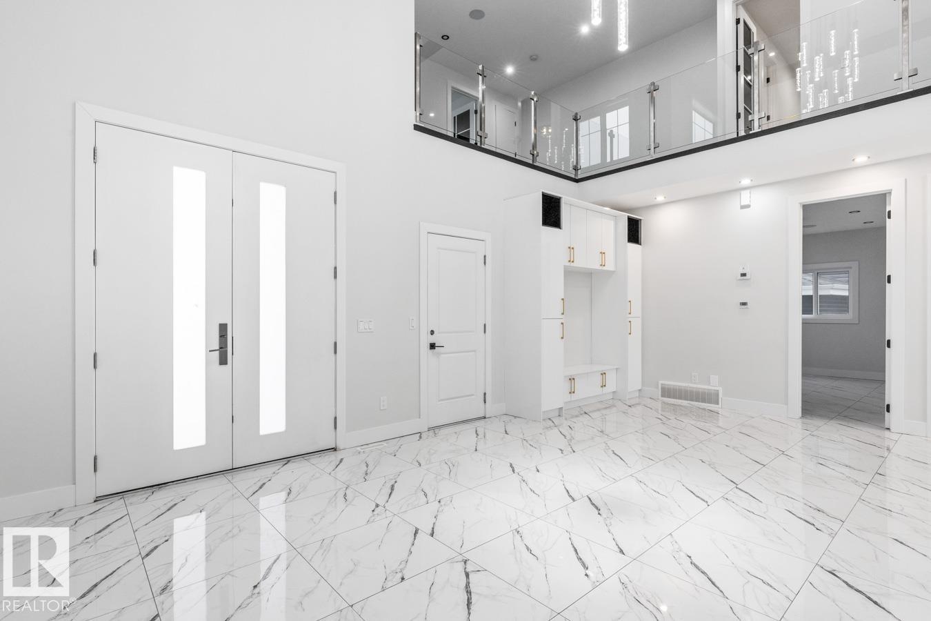 5804 SOLEIL Boulevard