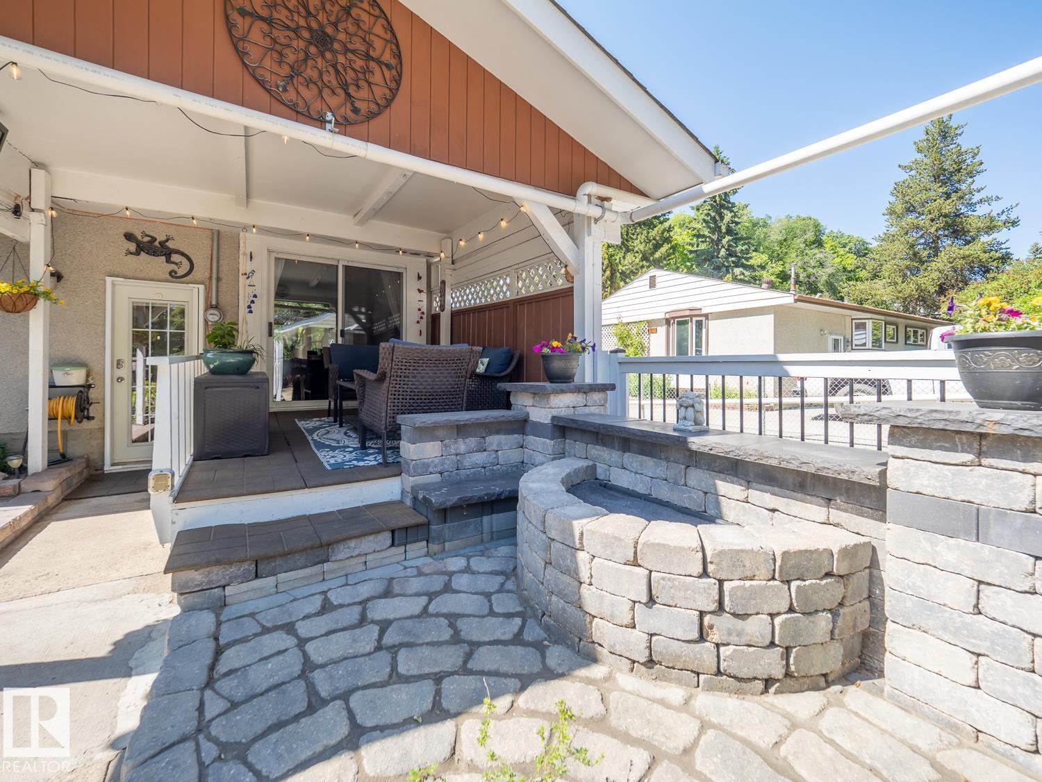 37 SUNNYSIDE Crescent