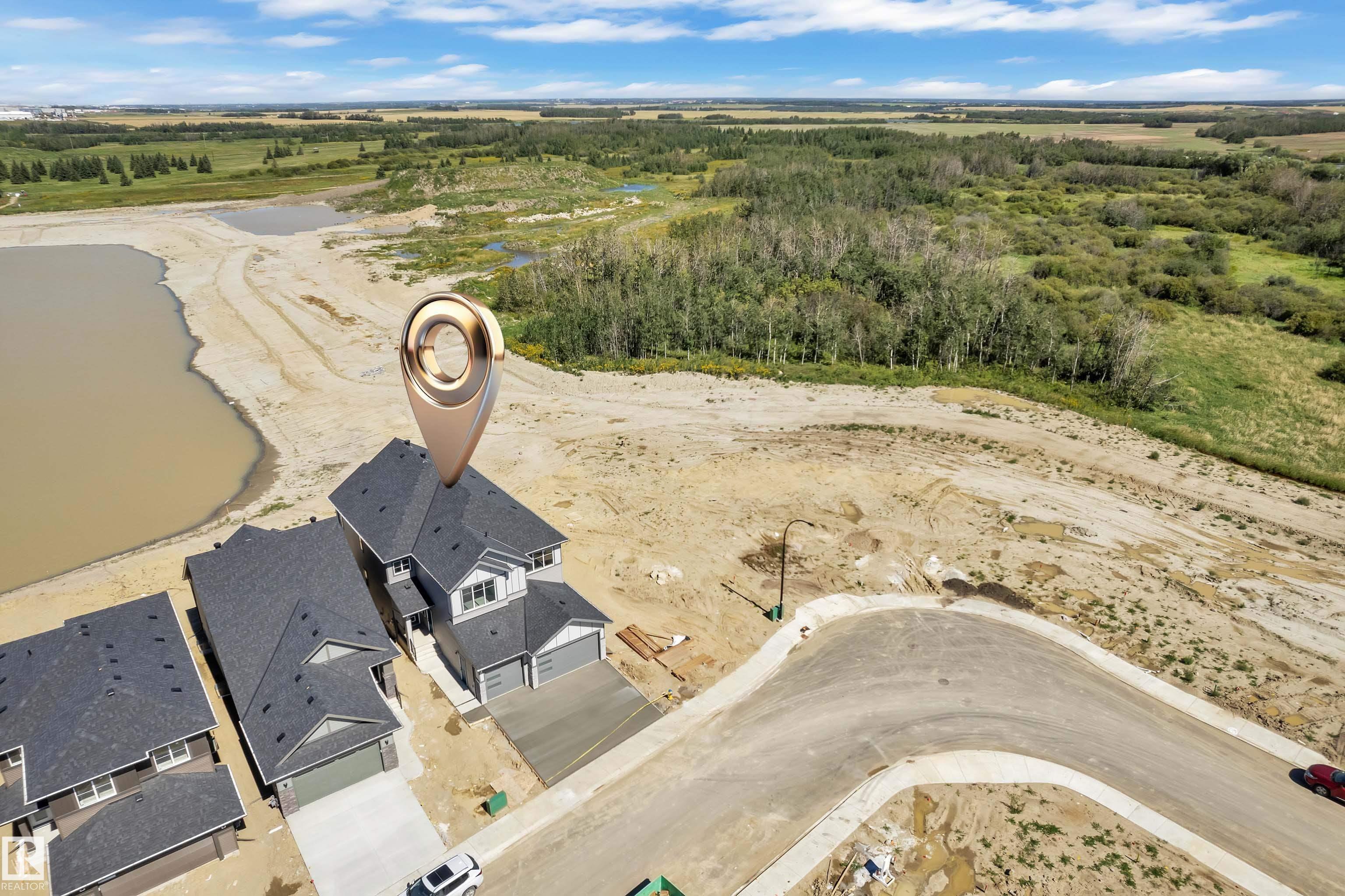 266 Falcon Crescent