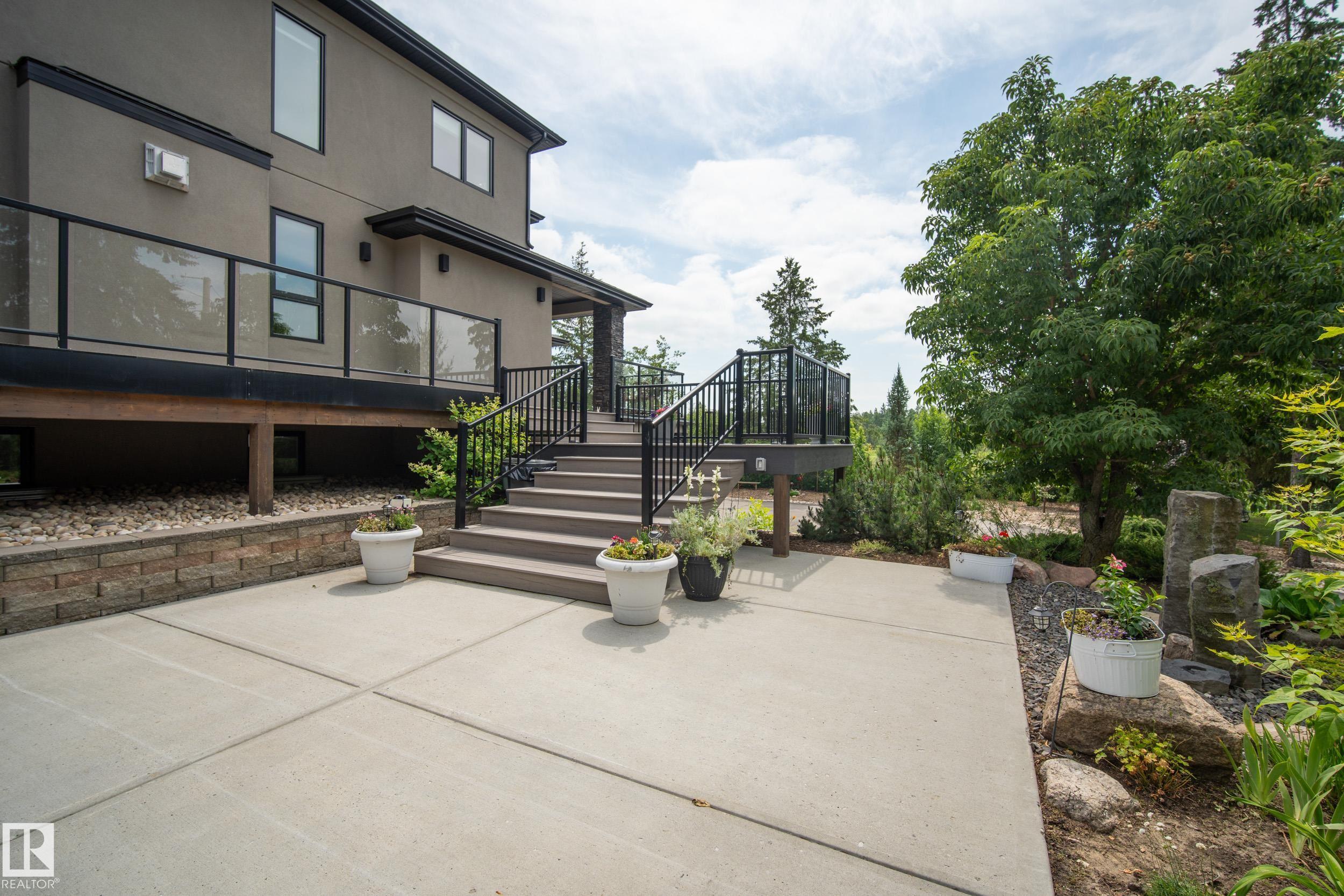 51511 RGE ROAD 264 16