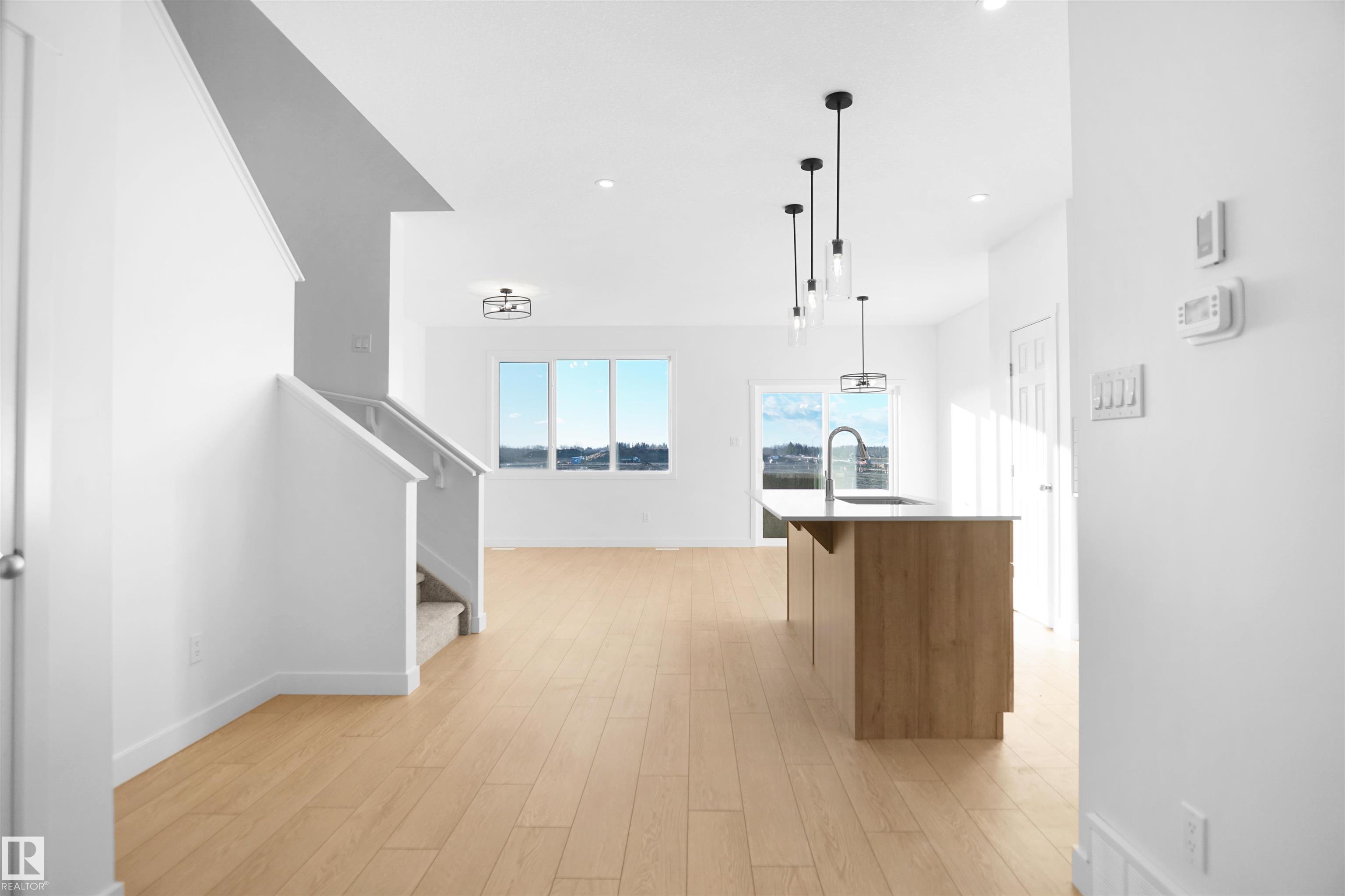 30 Nerine Crescent