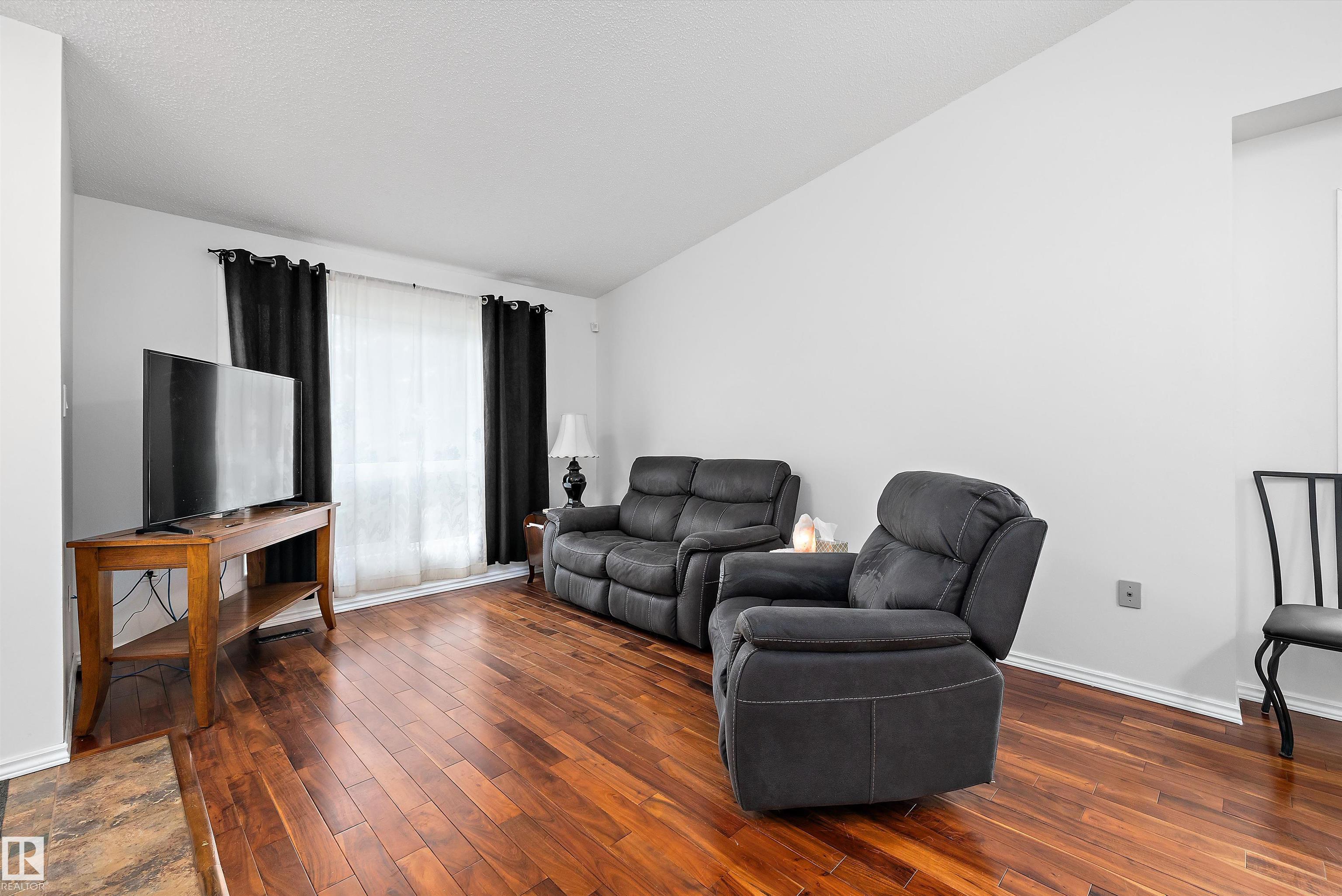 65 WESTPARK Way