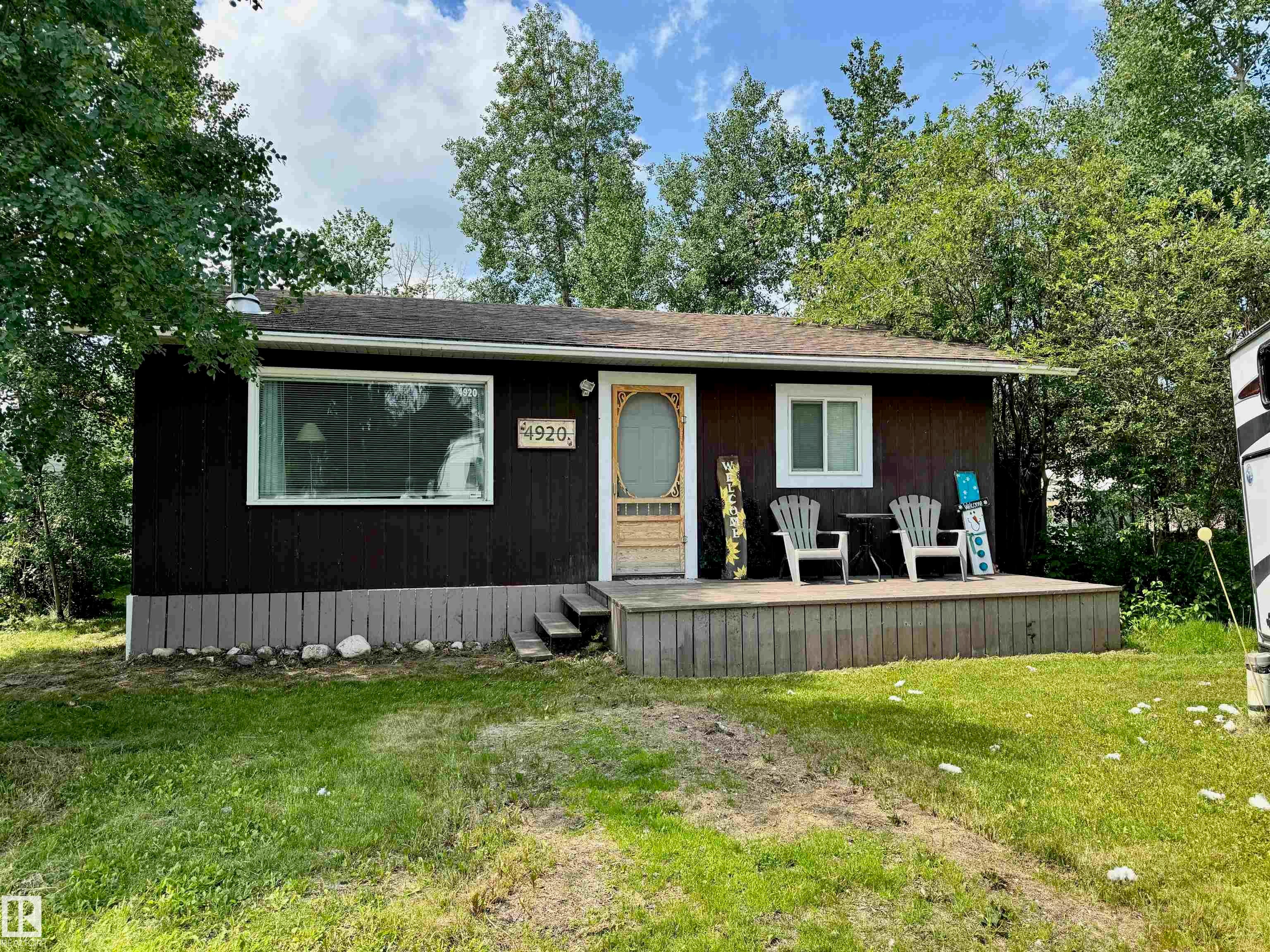 4920 58 St