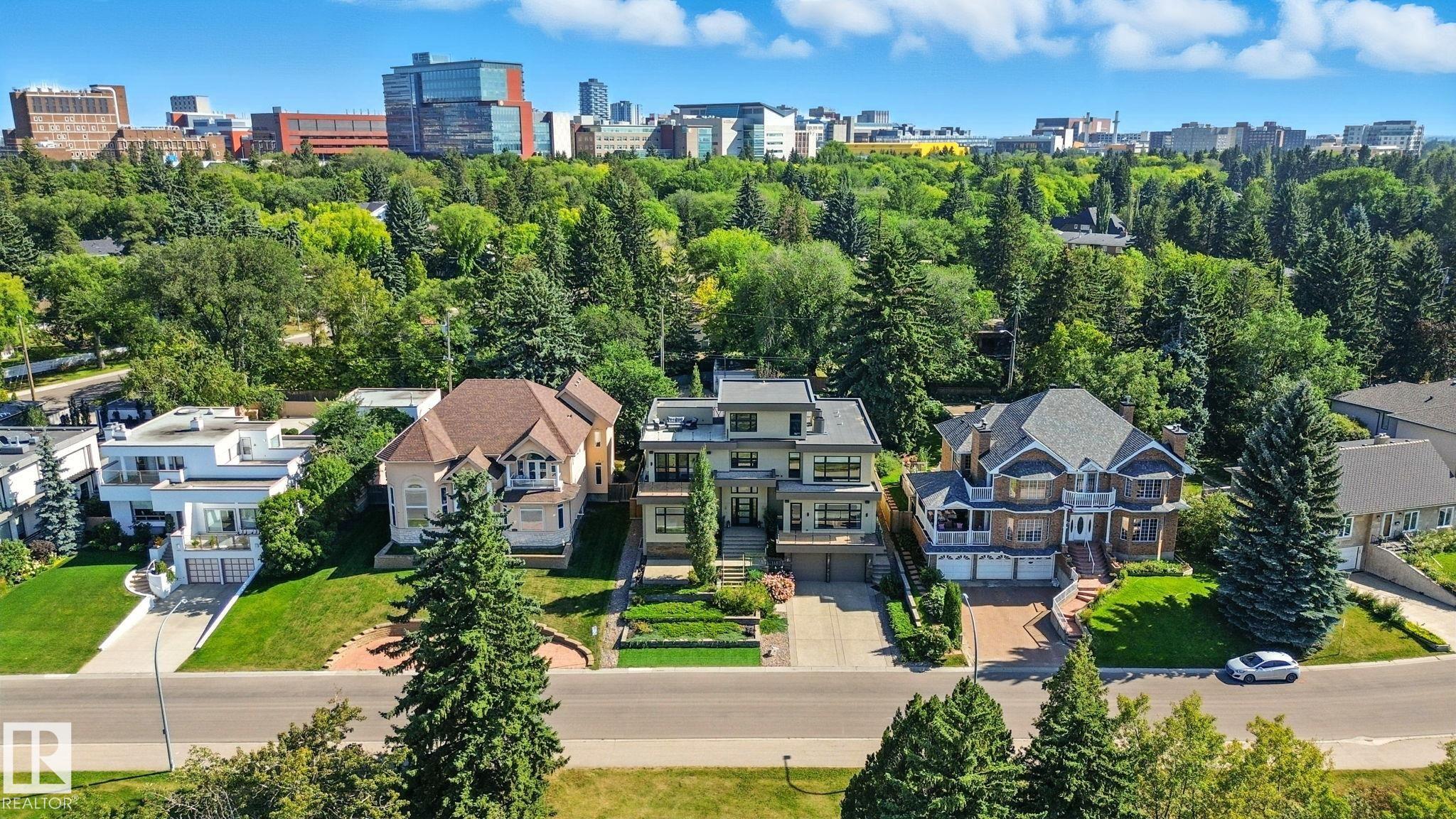 11823 SASKATCHEWAN Drive