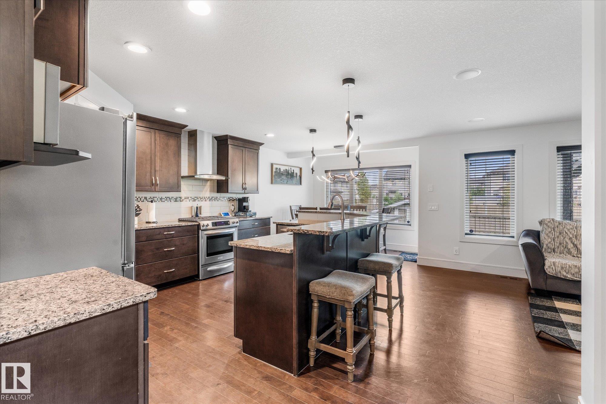 6 SEDONA Place