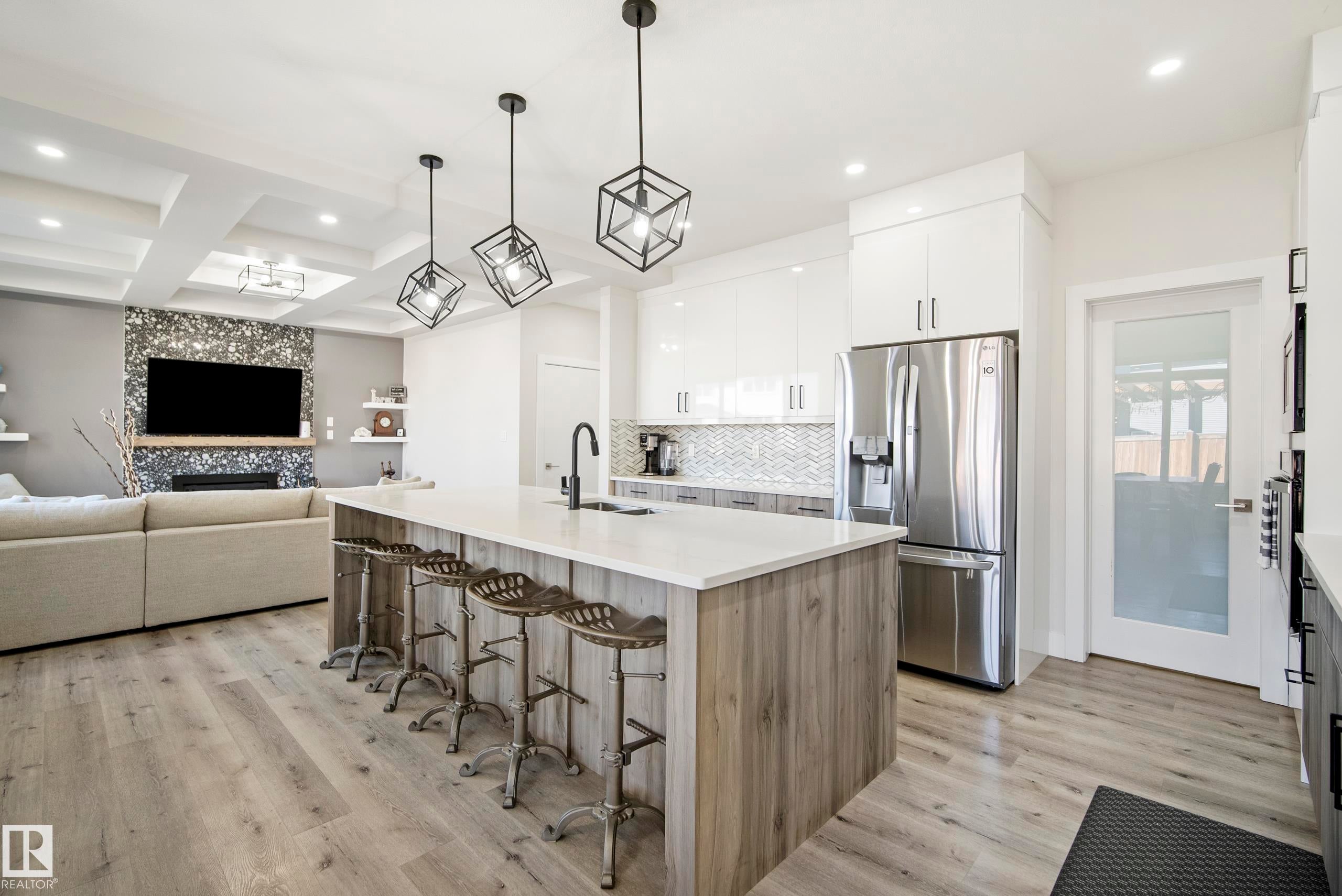 5813 PELERIN Crescent