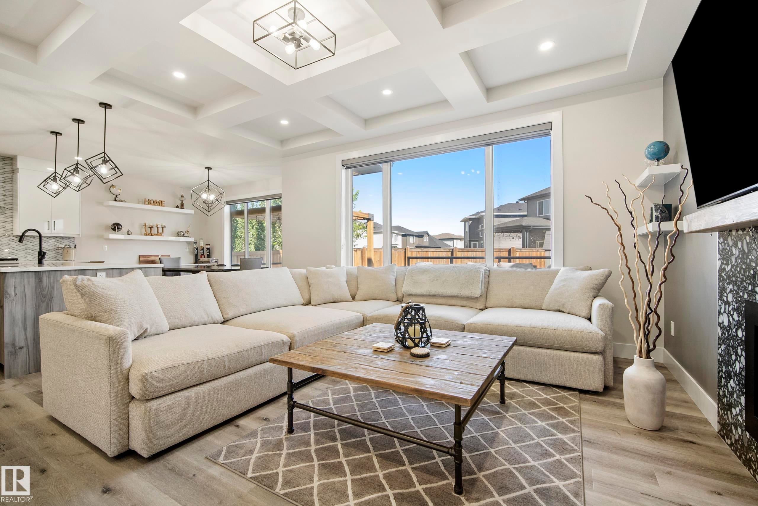 5813 PELERIN Crescent