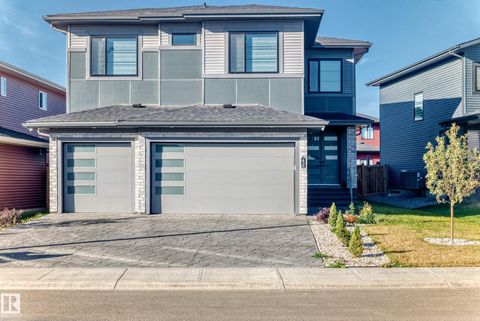 42 Elwyck Gate Spruce Grove AB T7X 0Z2